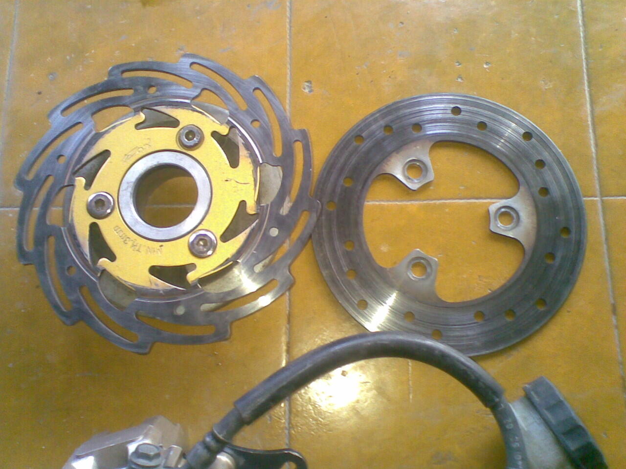 DI JUAL SET CAKRAM BELAKANG (RDB) EX YAMAHA VIXION