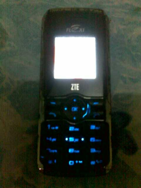 Dijual HP ZTE FlexiPhone C321 Bisa Untuk Flexi & Esia (2nd)