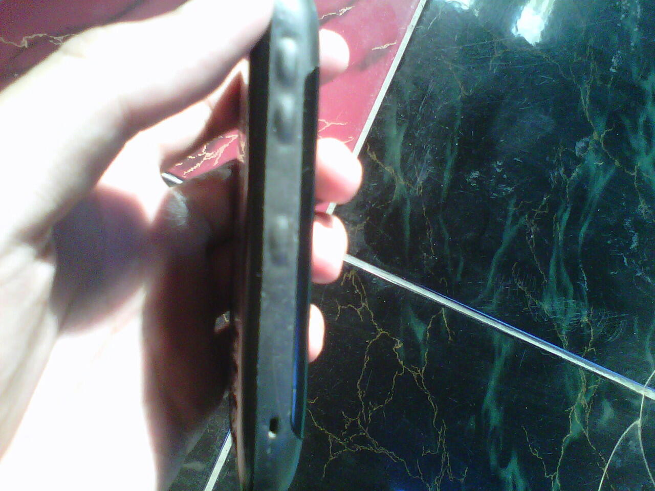 BLACKBERRY/BB GEMINI 8520 BLACK FULLSET GARANSI SS 1.3 NEGO tipis JOGJA/SOLO