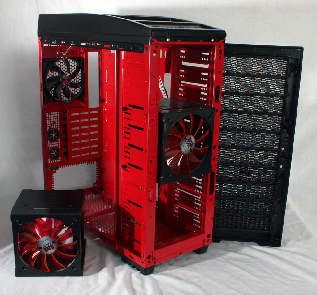 Casing. Thermaltake NZXT.. Корпус Thermaltake 2015. Термалтейк 240. Cooler Master игровой блок Azza.