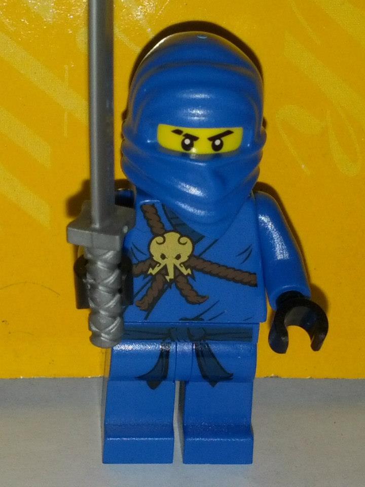 LEGO ori macem2 murah2 mari masuk..surabaya..