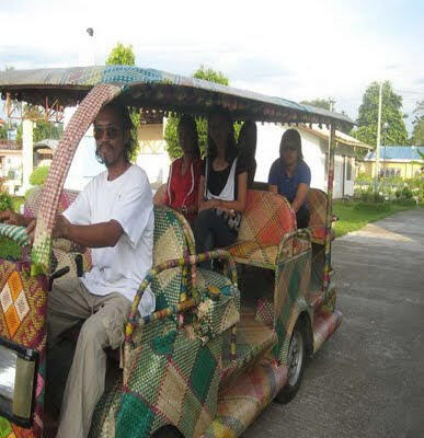 .:: Unik! Taksi dari Anyaman Bambu di Filipina ::.