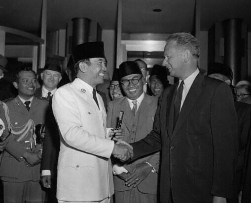 Ini dia Foto-foto Sukarno Bersama Pemimpin Dunia