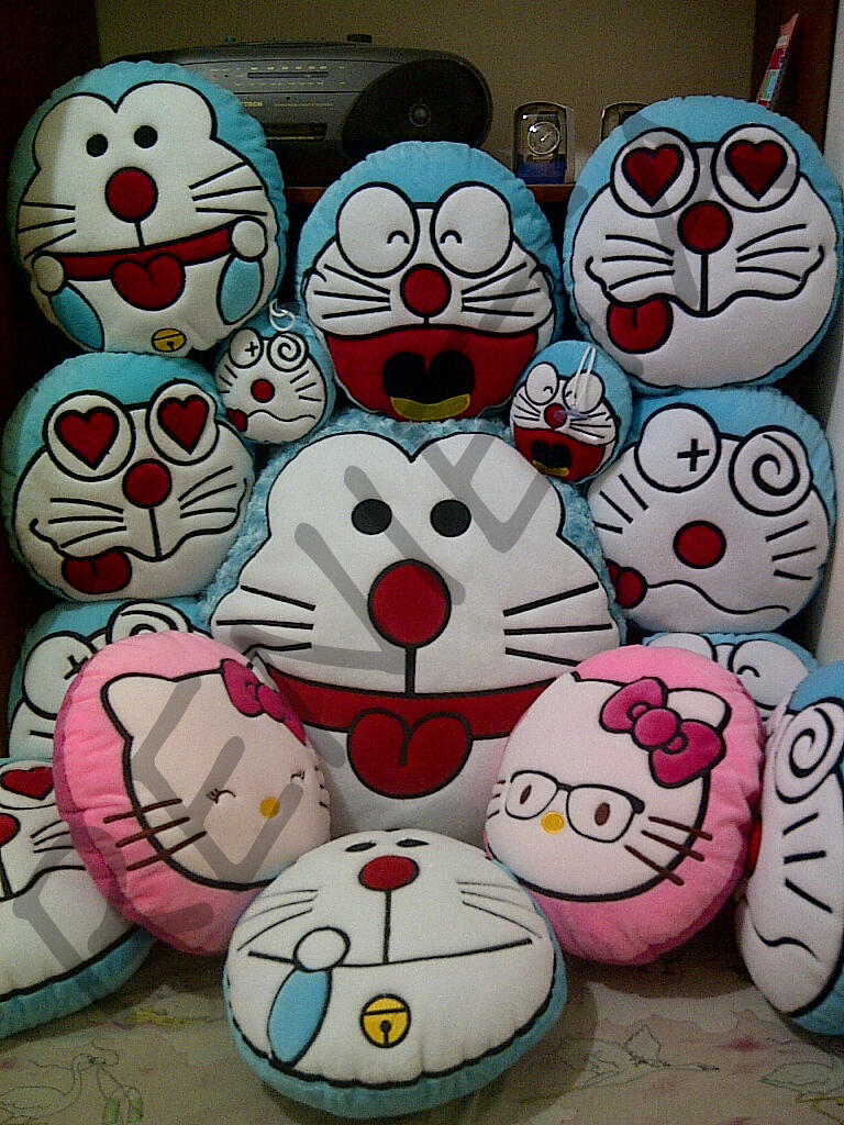 PUSAT BANTAL EMO DORAEMON & HELLO KITTY RECOMENDED SELLER !!!