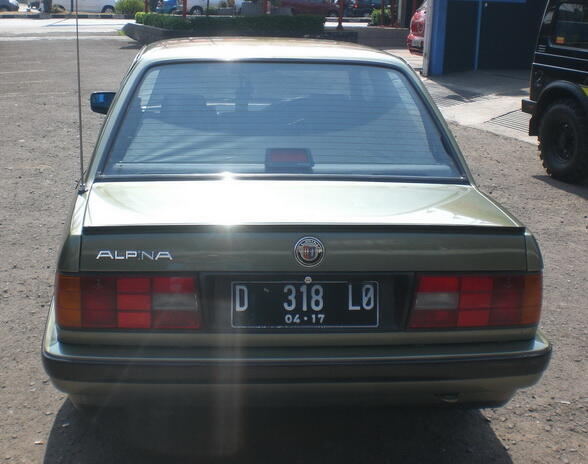 BMW 318i E30 M40 1990 euroTUNER ALPINA Bandung