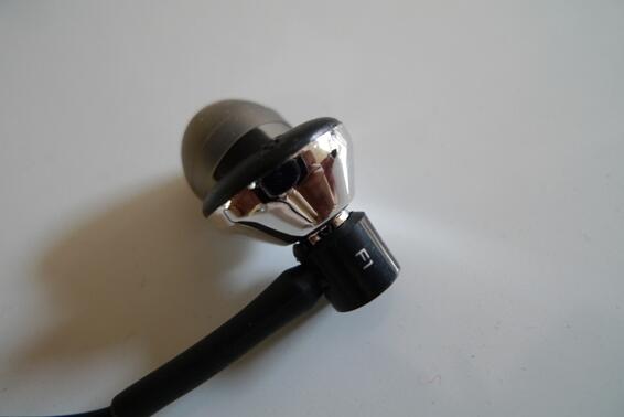 EARPHONE BASSHEAD COGOO T 02, DAN EARPHONE ALLROUNDER CUBE F1
