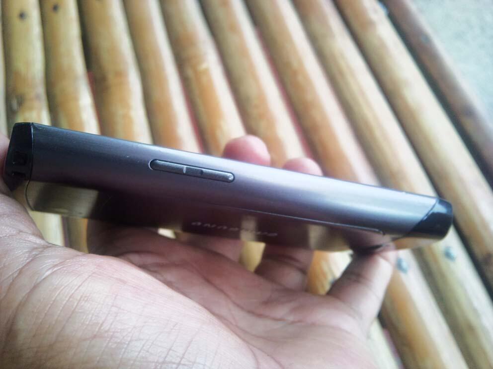 JUAL SAMSUNG WAVE II aka. S8530 MULUS