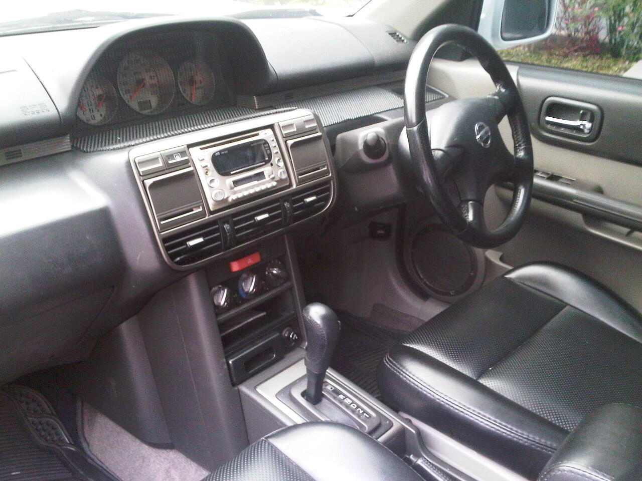 Nissan XTrail ST A/T 2004 - Putih