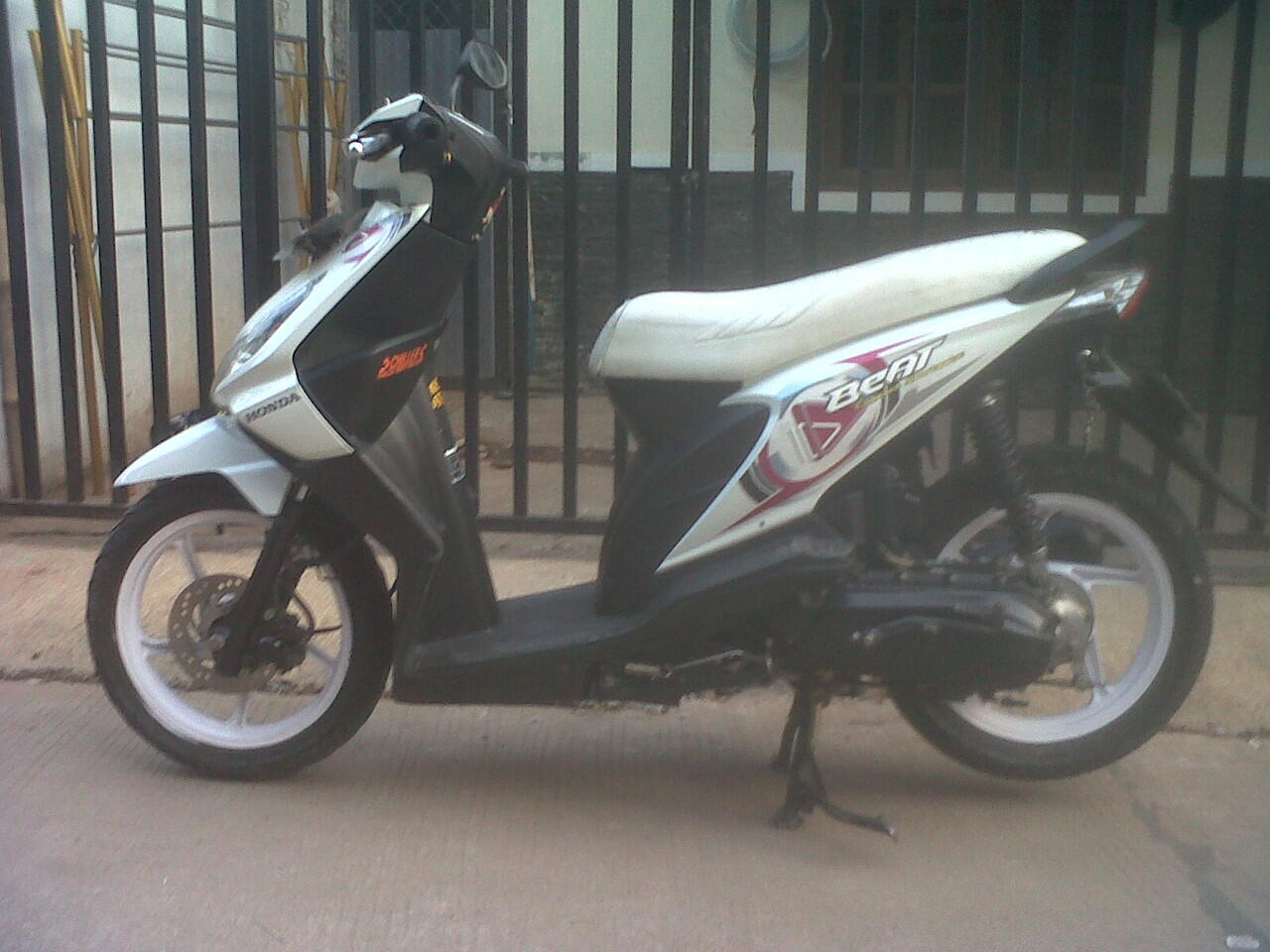 Jual Honda Beat 2010 Mulus (Plat Depok)
