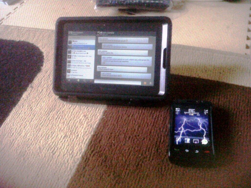 WTS atau WTT second playbook 16 GB plus Otterbox defender dan HDMI 3D gold plate 3M