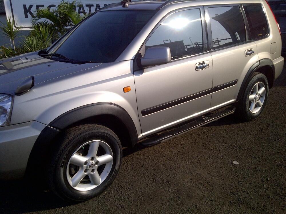 Nissan Xtrail Silver Metalik 2005 Muluuss