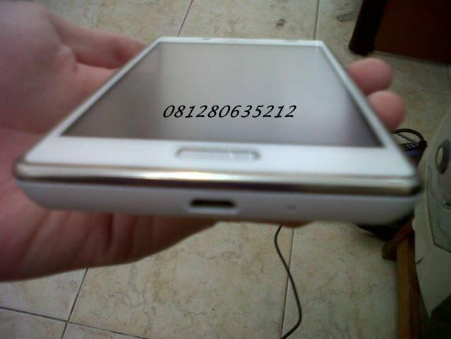 WTS LG Optimus L7 White+pen stylus (Jakbar)