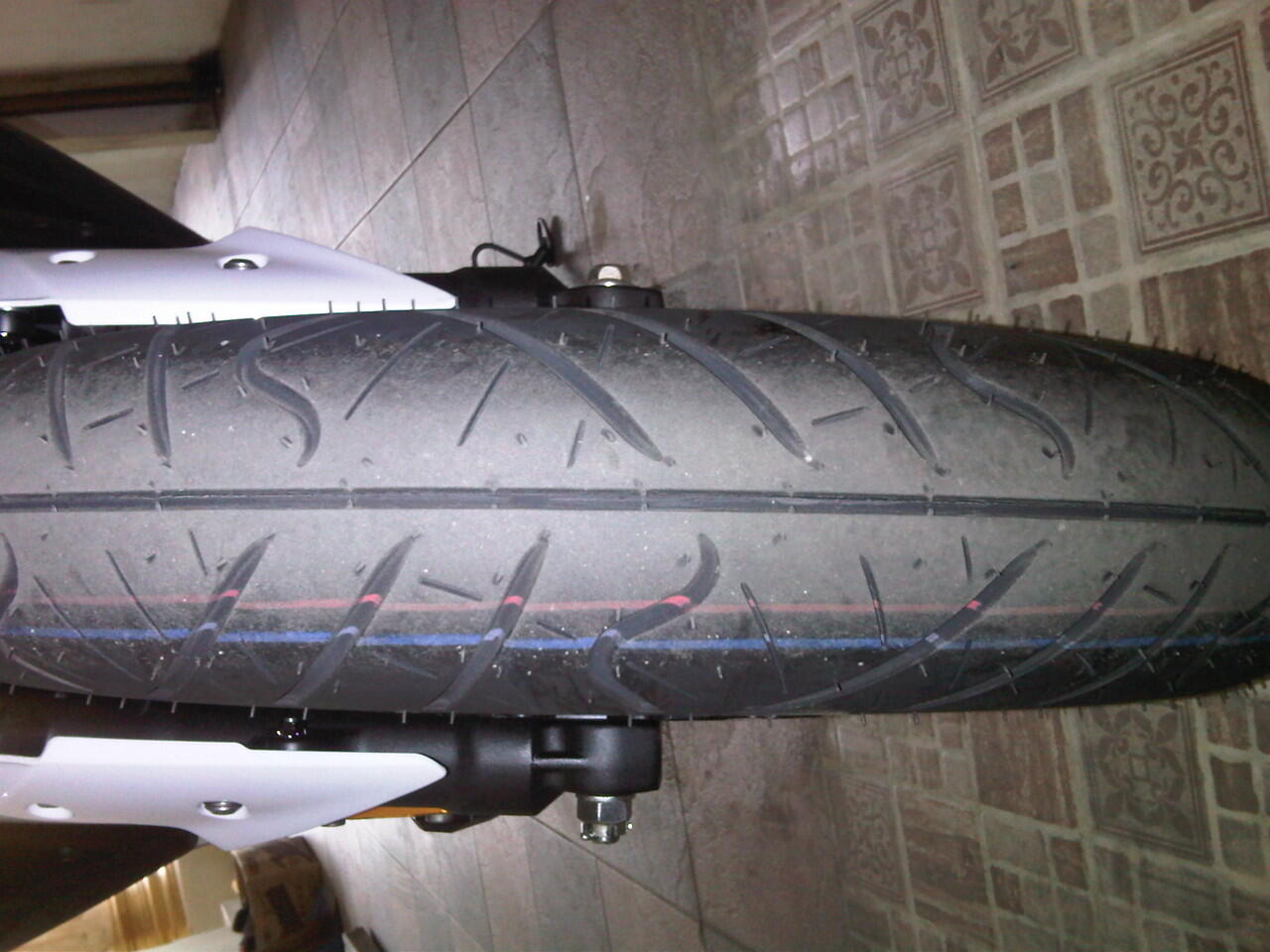 Terjual WTS> Ban ORI Ninja 250 Injection IRC, 110/70(front 