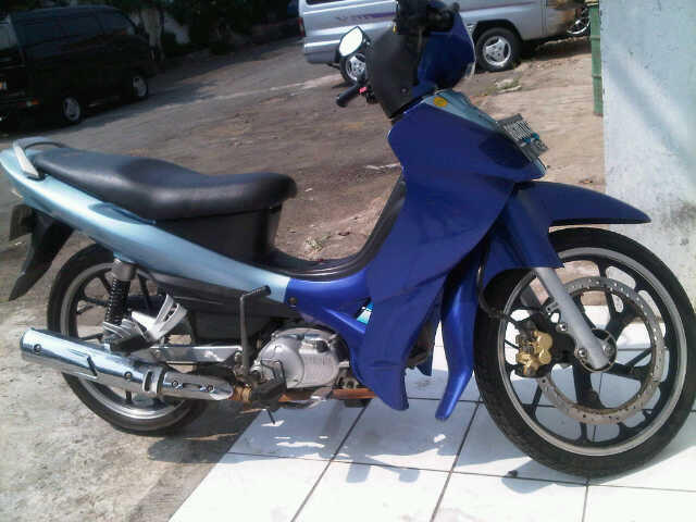 yamaha jupiter z 2004 biru