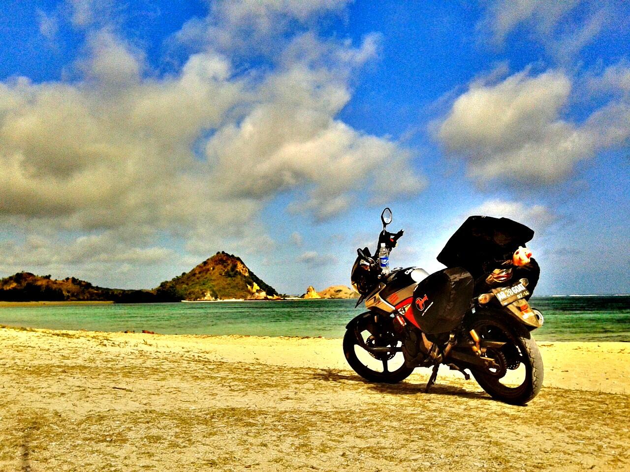 Suka 'piknik' naik Motor ??masuk dulu yuk ^^