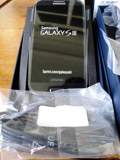 Samsung galaxy s3 / s iii cdma baru bnob biru pebble blue sprint murah jogja