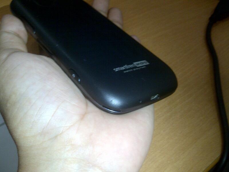 PLAYBOOK 16Gb & SMARTFREN ANDRO Semarang (bnyk foto besar n jelas)