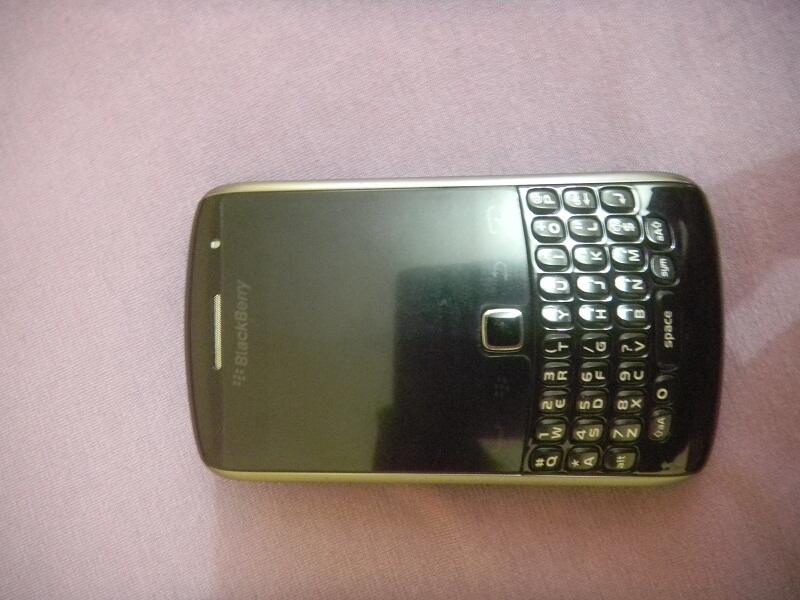 jual blackberry 9360 aka Apollo second (black) TAM maret 2014