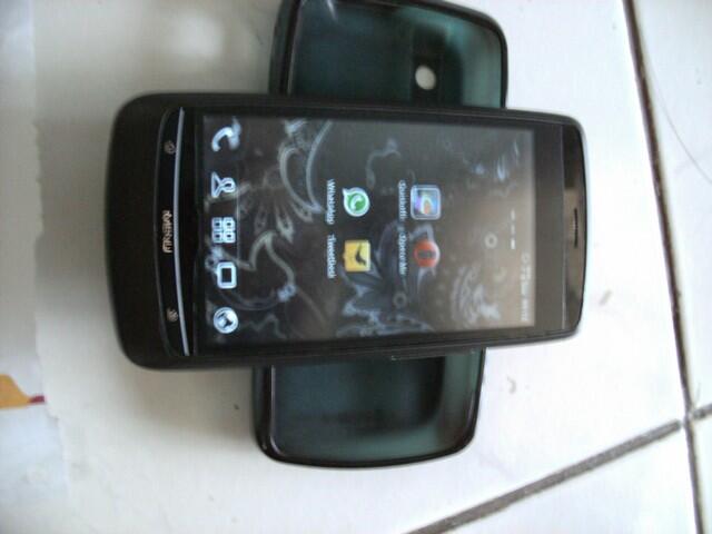 Jual : ZTE Blade CDMA ato ZTE Wide (Buruan sebelum keabisan)