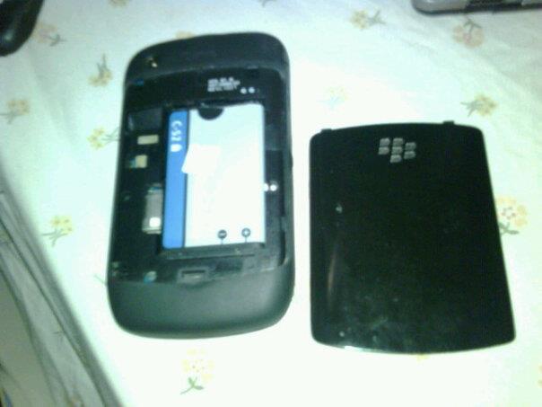 blackberry gemini 8520 black jual cepat seadanya dan apa adaanya