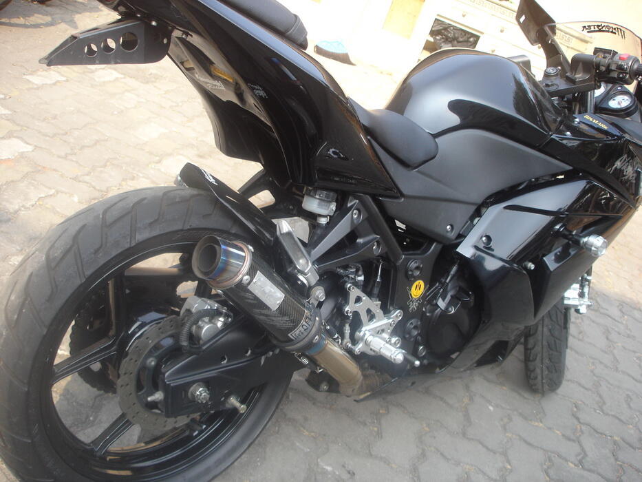 jual motor ninja r 250 cc th 2011