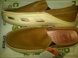 JUAL SEPATU DAN SANDAL CROCS dan FITFLOP