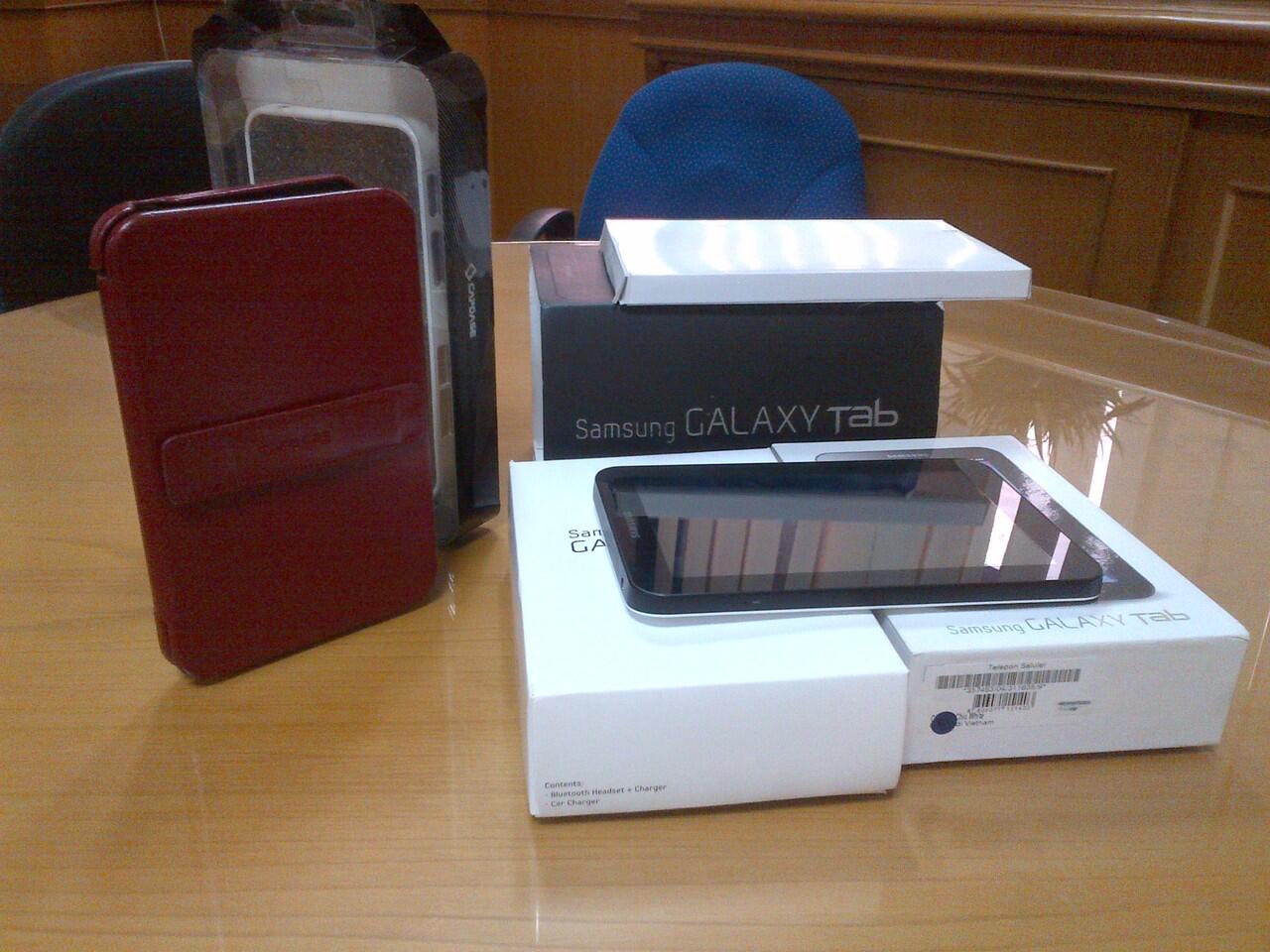 SAMSUNG GALAXY TAB P1000, FULLPACK EDITION, LENGKAP DAN MULUS