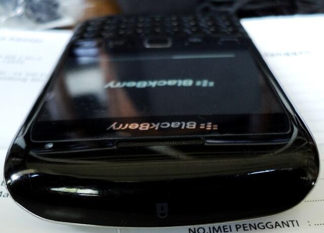 blackberry bellagio 9790 onyx 3 garansi sampai januari 2014 murah jogja