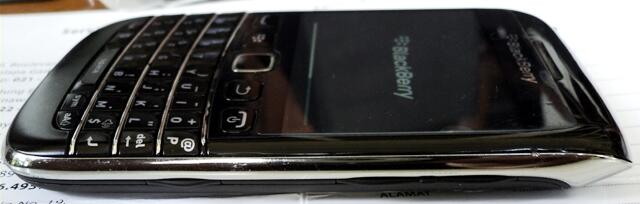 blackberry bellagio 9790 onyx 3 garansi sampai januari 2014 murah jogja