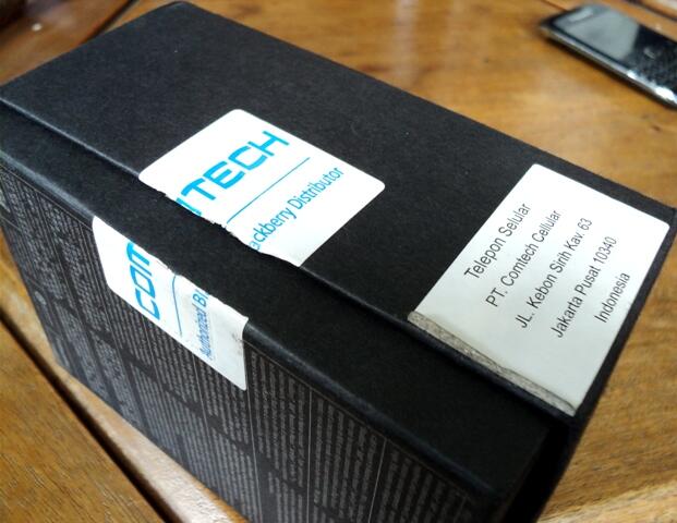 blackberry bellagio 9790 onyx 3 garansi sampai januari 2014 murah jogja