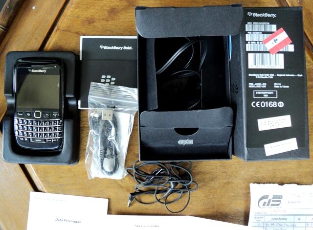 blackberry bellagio 9790 onyx 3 garansi sampai januari 2014 murah jogja