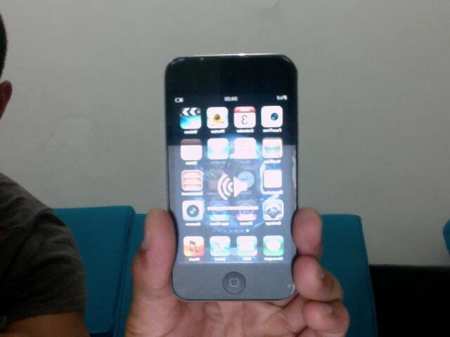 Jual Ipod Touch 32 GB gen 4 th batangan + BB Davis (Fullset Garansi CTN)