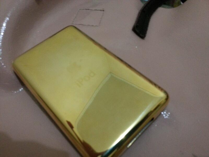 terima servis ipod,ipad,iphone n mac