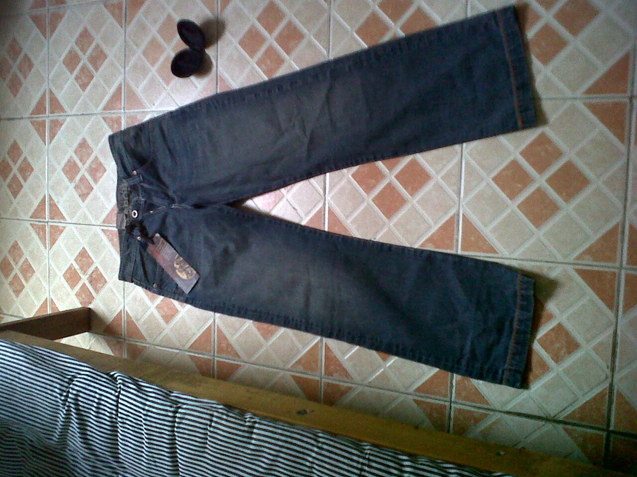 WTS GALAXY TAB P1000 COMPLET, SHURE 215, CELANA JEANS HUGO (NEW)