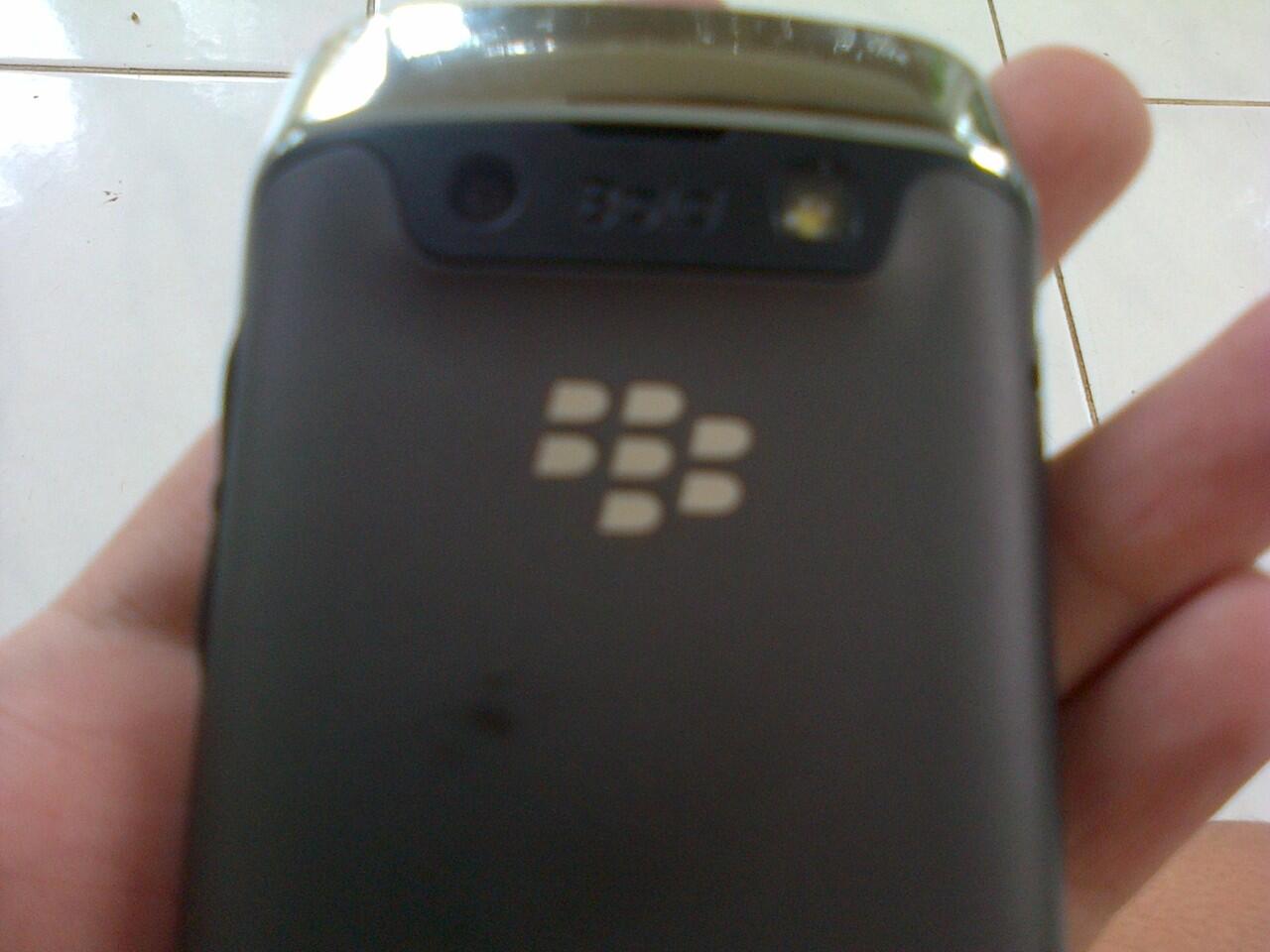 jual blackberry bellagio only 3,45 nego dan garansi 23bulan!