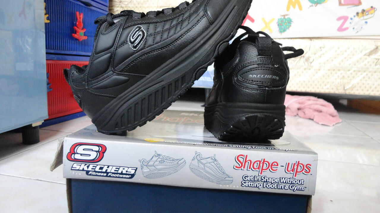 skechers shape ups cena