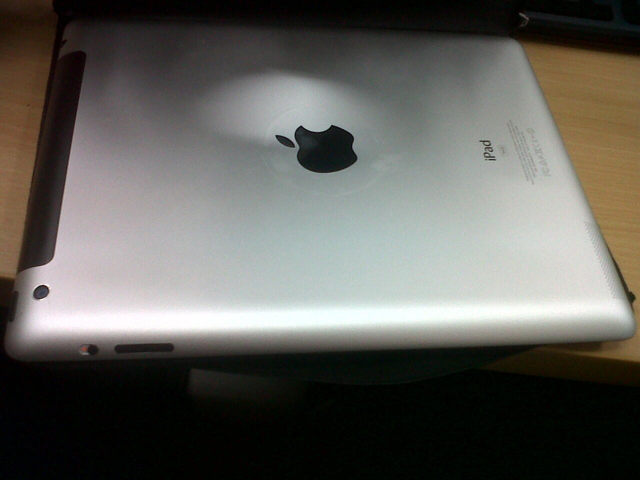 Jual iPad 3 white 16 GB 4G + wifi