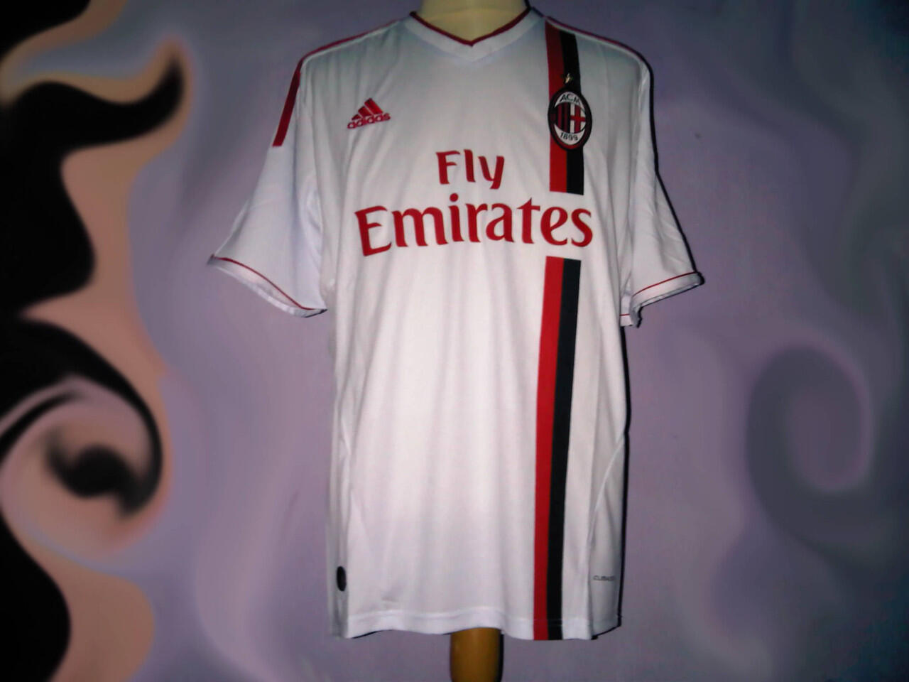 jual kaos bola grade ori kw thai Rp. 180.000,- ( bisa negoo )