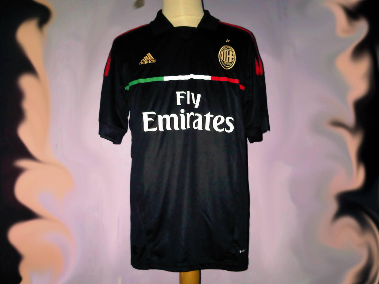 jual kaos bola grade ori kw thai Rp. 180.000,- ( bisa negoo )