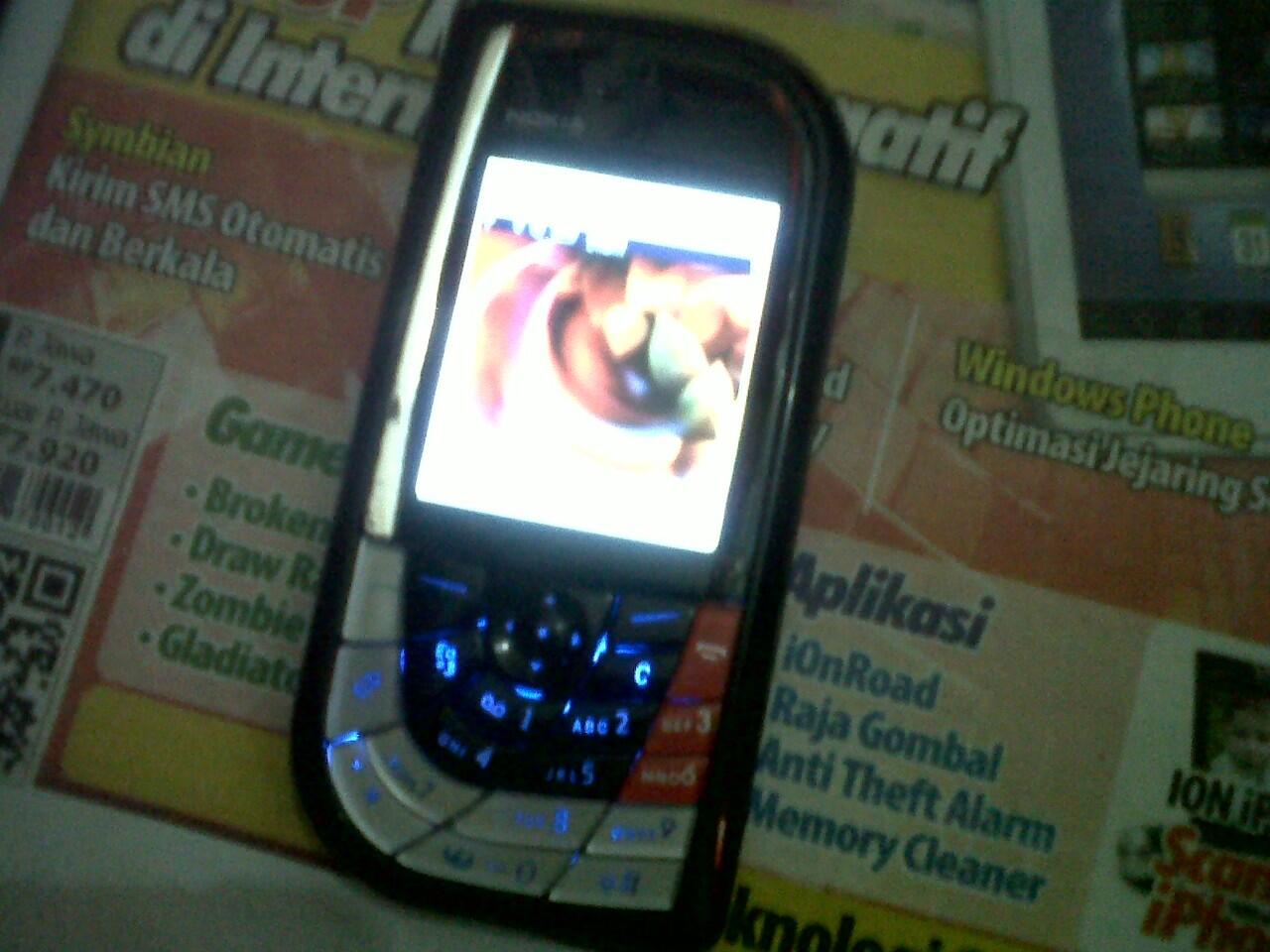 Dijual samsung chat 335 wifi dan nokia 7610
