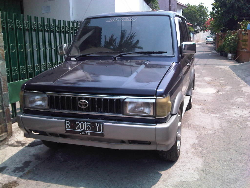 Toyota Kijang Jantan Raider tahun 1995 Biru Metalik