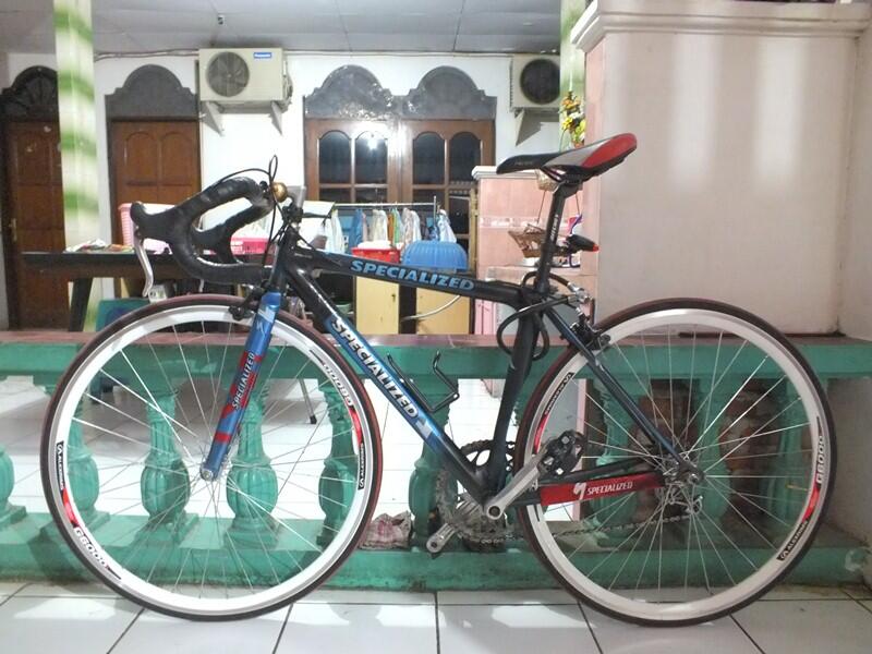 Ban Sepeda Balap 25 C