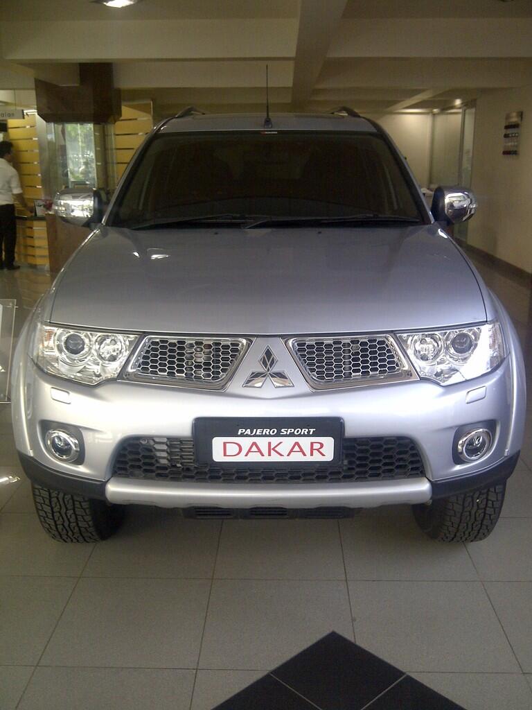 Mitsubishi pajero outlander