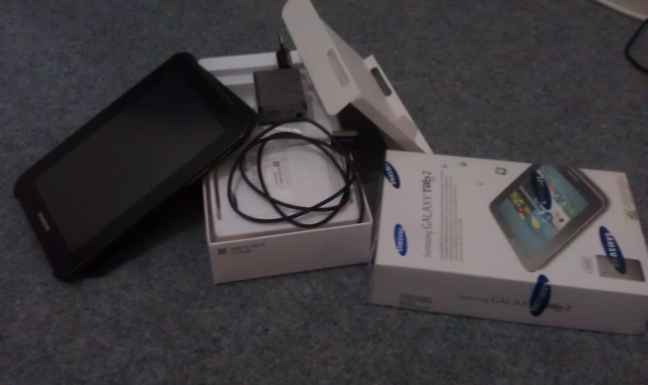 Samsung Galaxy Tab2 7" P3100