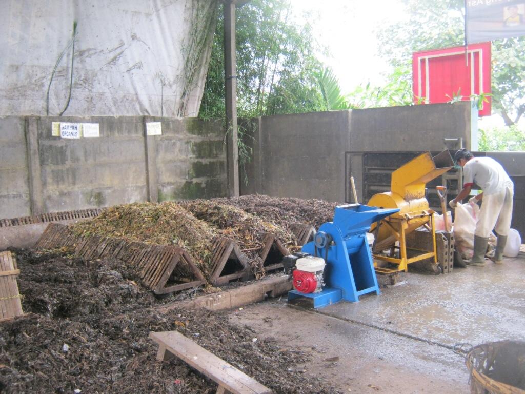 Buang Sampah Pada tempatnya aja gak cukup gan!!!