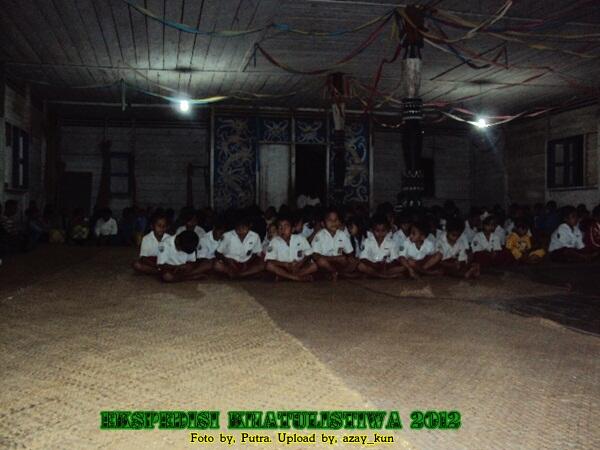 Oleh - oleh &#91;Pic&#93; dari Ekspedisi Khatulistiwa 2012