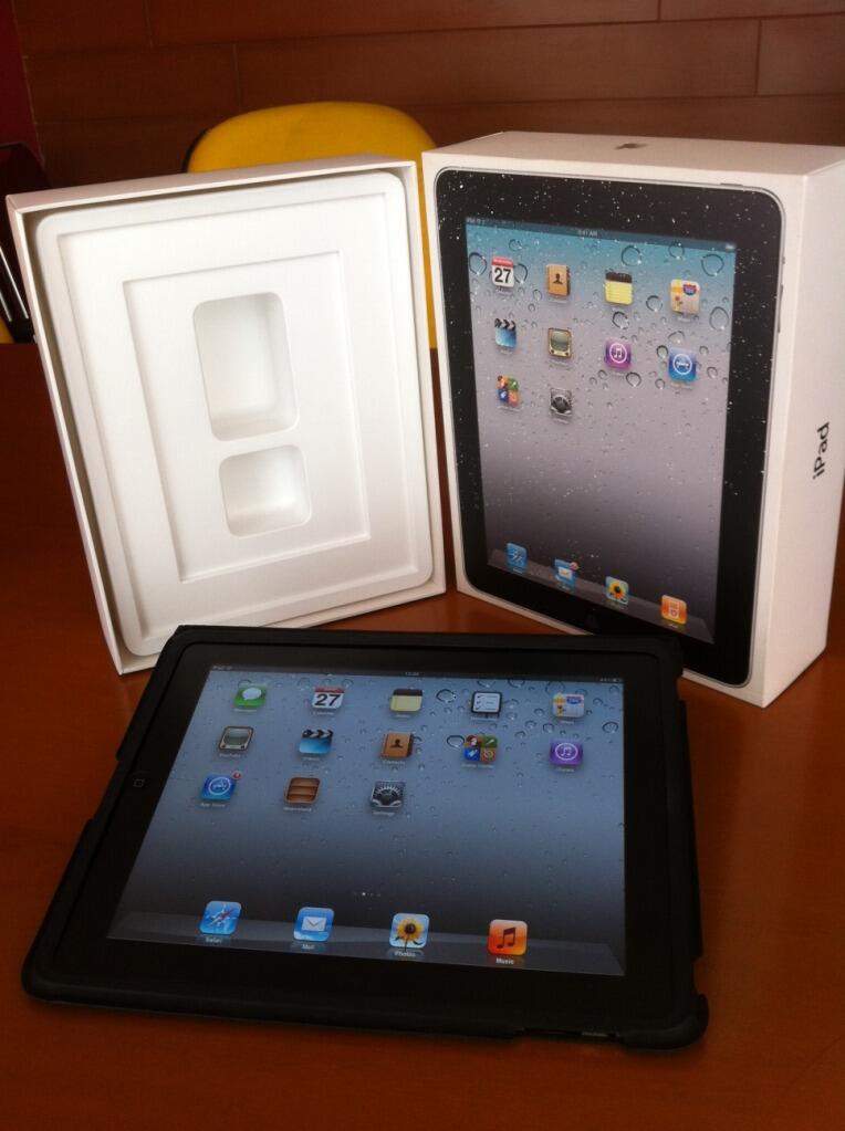 JUALMURAH ipad1 16gb wifi + 3g Mulus Komplit