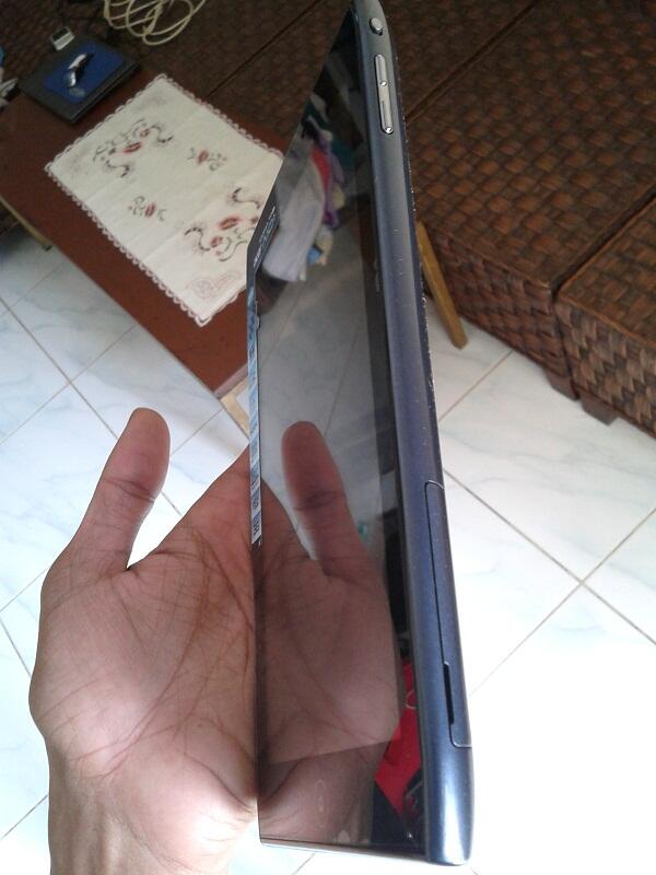 ACER ICONIA TAB A101 Lengkap Garansi Resmi ACER Indonesia Januari 2013 Mulus