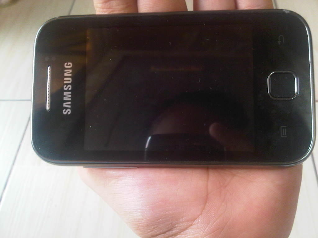 Jual Santai HP samsung young