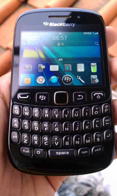 blackberry bb davis 9220 black, garansi TAM masih panjanggg